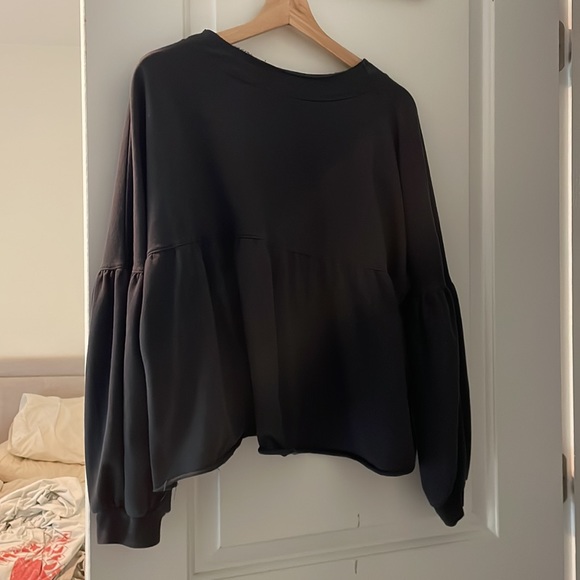 Mudpie peplum top in size medium - Picture 6 of 6